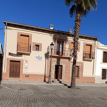 Casa Rural El Botánico Casatejada Esterno foto